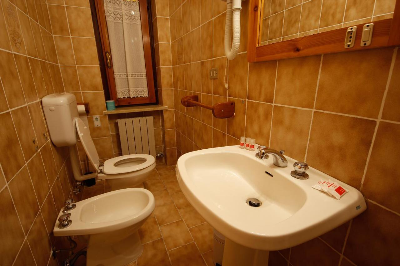 Hotel Col Serena Étroubles Extérieur photo