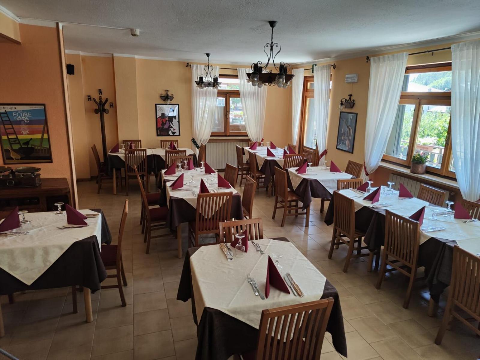 Hotel Col Serena Étroubles Extérieur photo